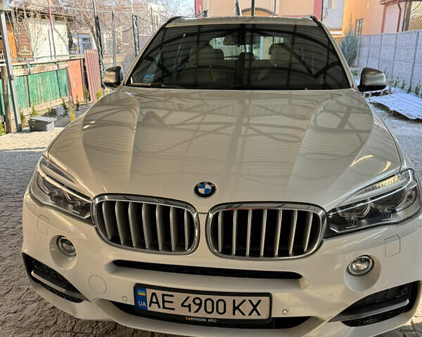 Белый БМВ Х5 М, объемом двигателя 2.99 л и пробегом 116 тыс. км за 36000 $, фото 7 на Automoto.ua