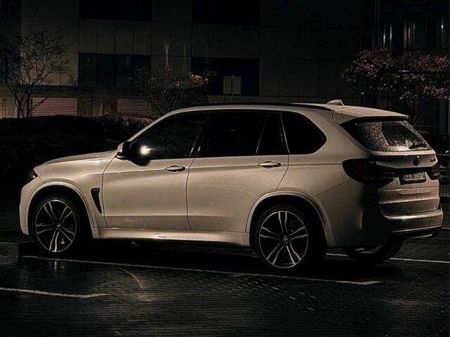 Белый БМВ Х5 М, объемом двигателя 4.39 л и пробегом 200 тыс. км за 49999 $, фото 4 на Automoto.ua