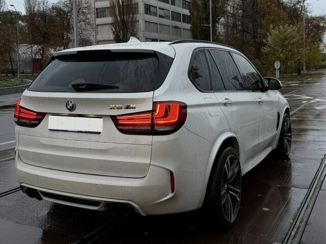 Белый БМВ Х5 М, объемом двигателя 4.39 л и пробегом 200 тыс. км за 49999 $, фото 10 на Automoto.ua