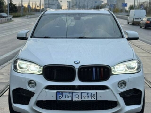 Белый БМВ Х5 М, объемом двигателя 4.39 л и пробегом 200 тыс. км за 49999 $, фото 1 на Automoto.ua