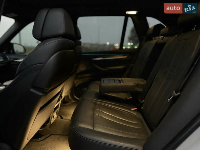 Белый БМВ Х5 М, объемом двигателя 2.99 л и пробегом 230 тыс. км за 37000 $, фото 16 на Automoto.ua