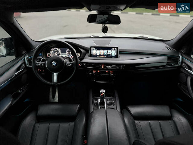 Белый БМВ Х5 М, объемом двигателя 2.99 л и пробегом 230 тыс. км за 37000 $, фото 17 на Automoto.ua