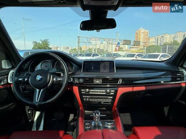 Белый БМВ Х5 М, объемом двигателя 4.39 л и пробегом 86 тыс. км за 54990 $, фото 12 на Automoto.ua