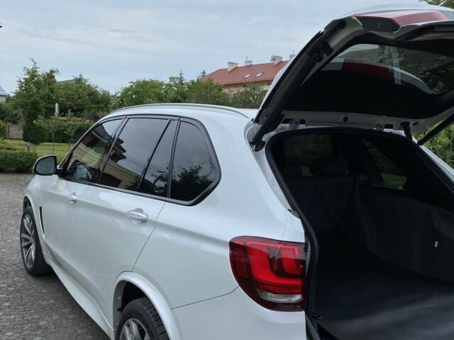 Белый БМВ Х5 М, объемом двигателя 4.4 л и пробегом 70 тыс. км за 36500 $, фото 3 на Automoto.ua