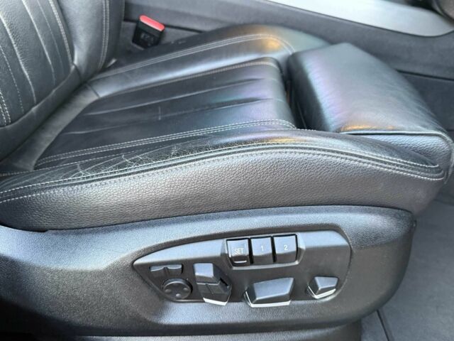 Білий БМВ Х5 М, об'ємом двигуна 3 л та пробігом 173 тис. км за 25500 $, фото 18 на Automoto.ua