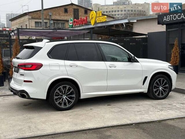 Белый БМВ Х5 М, объемом двигателя 4.4 л и пробегом 56 тыс. км за 55000 $, фото 7 на Automoto.ua