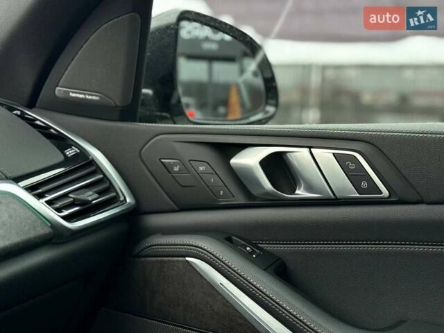 Белый БМВ Х5 М, объемом двигателя 4.4 л и пробегом 56 тыс. км за 55000 $, фото 43 на Automoto.ua