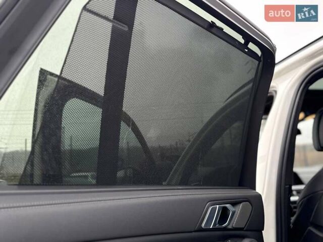 Белый БМВ Х5 М, объемом двигателя 4.4 л и пробегом 56 тыс. км за 55000 $, фото 46 на Automoto.ua