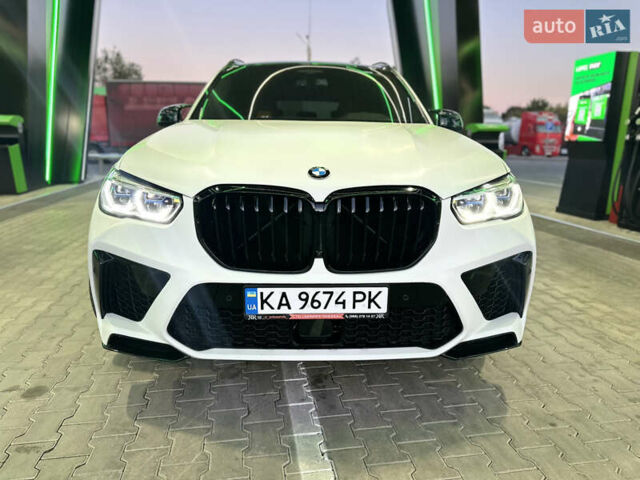 Белый БМВ Х5 М, объемом двигателя 4.39 л и пробегом 19 тыс. км за 88800 $, фото 35 на Automoto.ua