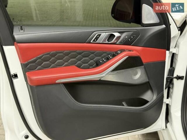 Белый БМВ Х5 М, объемом двигателя 4.4 л и пробегом 46 тыс. км за 79900 $, фото 21 на Automoto.ua