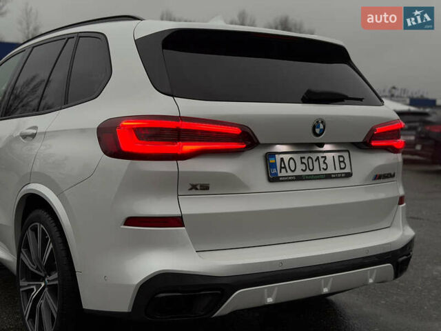 Белый БМВ Х5 М, объемом двигателя 2.99 л и пробегом 22 тыс. км за 92800 $, фото 30 на Automoto.ua
