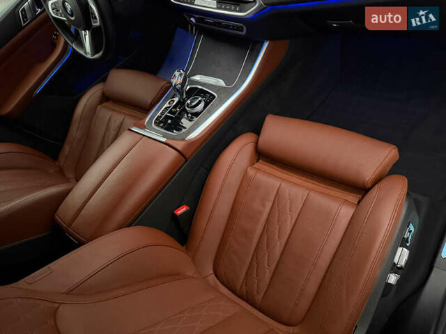 Белый БМВ Х5 М, объемом двигателя 2.99 л и пробегом 22 тыс. км за 92800 $, фото 65 на Automoto.ua