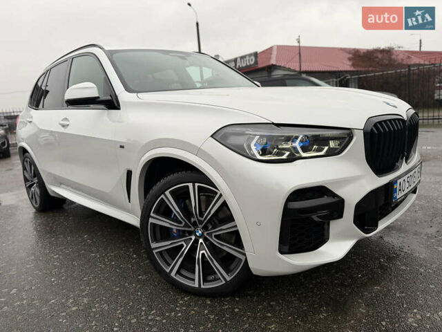Белый БМВ Х5 М, объемом двигателя 2.99 л и пробегом 22 тыс. км за 92800 $, фото 7 на Automoto.ua