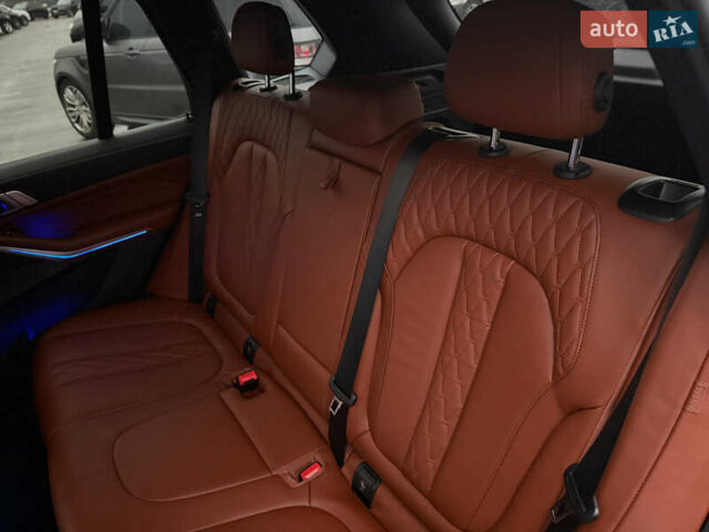 Белый БМВ Х5 М, объемом двигателя 2.99 л и пробегом 22 тыс. км за 92800 $, фото 53 на Automoto.ua