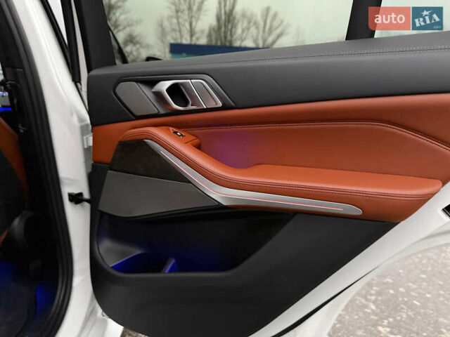 Белый БМВ Х5 М, объемом двигателя 2.99 л и пробегом 22 тыс. км за 92800 $, фото 58 на Automoto.ua