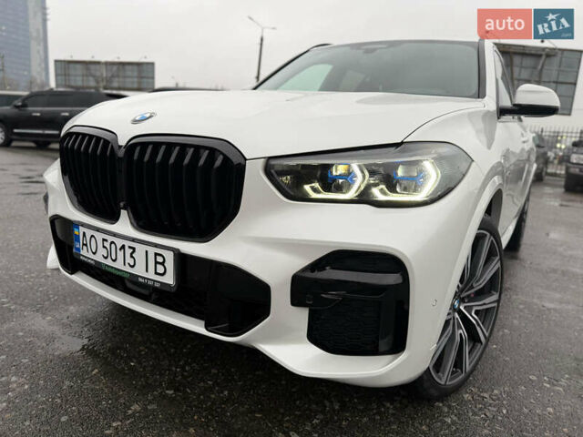 Белый БМВ Х5 М, объемом двигателя 2.99 л и пробегом 22 тыс. км за 92800 $, фото 13 на Automoto.ua