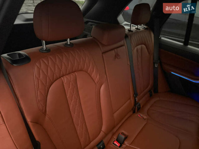 Белый БМВ Х5 М, объемом двигателя 2.99 л и пробегом 22 тыс. км за 92800 $, фото 67 на Automoto.ua