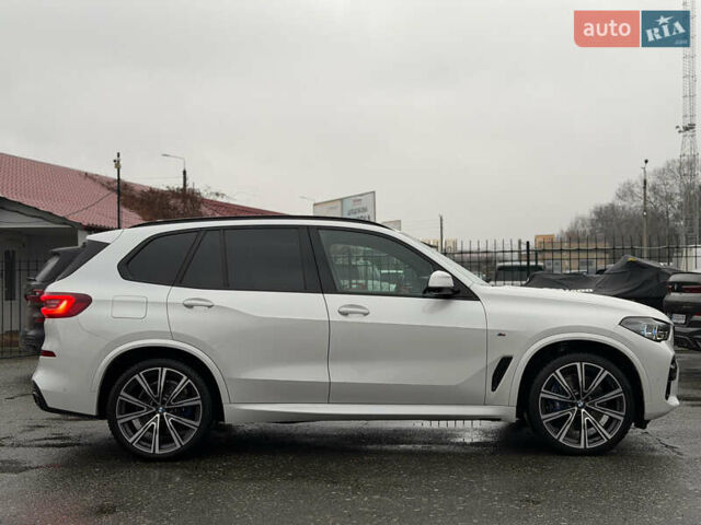 Белый БМВ Х5 М, объемом двигателя 2.99 л и пробегом 22 тыс. км за 92800 $, фото 18 на Automoto.ua