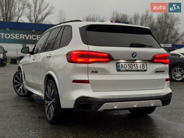 Белый БМВ Х5 М, объемом двигателя 2.99 л и пробегом 22 тыс. км за 92800 $, фото 10 на Automoto.ua