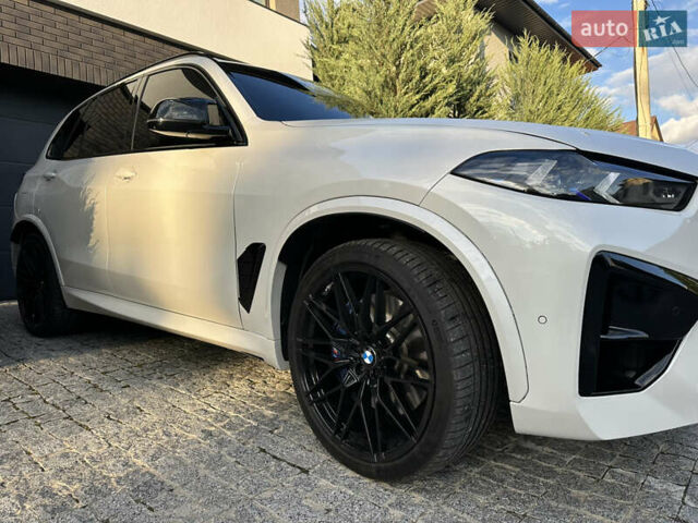 БМВ Х5 М 2023 у Харкові на Automoto.ua Білий БМВ Х5 М, об'ємом двигуна 4.39 л та пробігом 6 тис. км за 113100 $, фото 7 на Automoto.ua
