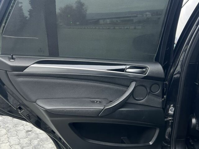 Чорний БМВ Х5 М, об'ємом двигуна 3 л та пробігом 275 тис. км за 18599 $, фото 14 на Automoto.ua