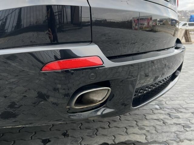 Чорний БМВ Х5 М, об'ємом двигуна 3 л та пробігом 275 тис. км за 18599 $, фото 1 на Automoto.ua