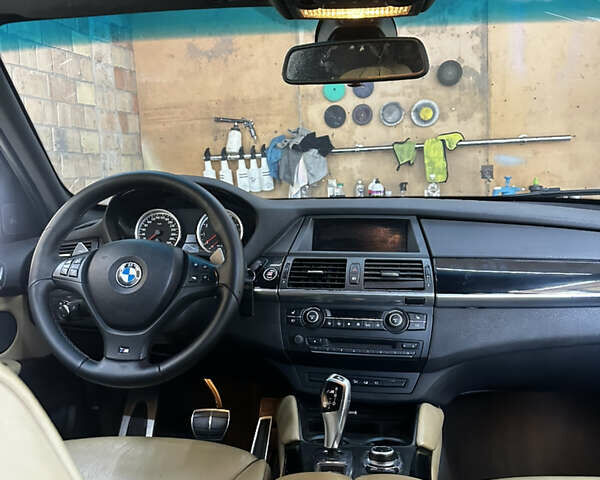 Чорний БМВ Х5 М, об'ємом двигуна 4.39 л та пробігом 214 тис. км за 19000 $, фото 17 на Automoto.ua