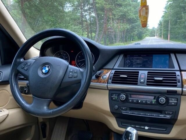 Черный БМВ Х5 М, объемом двигателя 3 л и пробегом 200 тыс. км за 14800 $, фото 2 на Automoto.ua