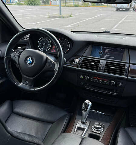 Черный БМВ Х5 М, объемом двигателя 2.98 л и пробегом 223 тыс. км за 13500 $, фото 11 на Automoto.ua
