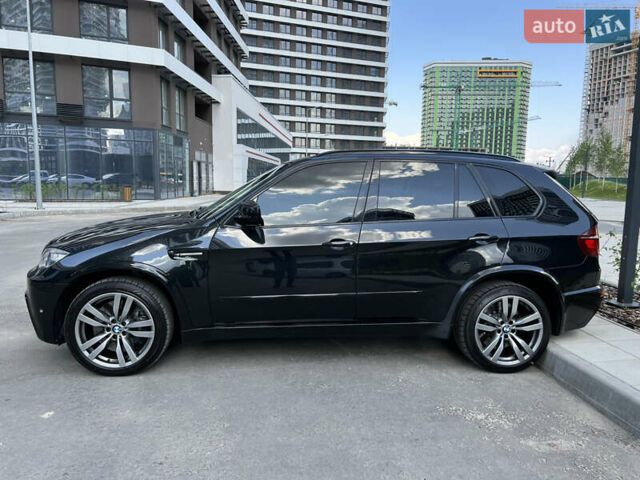 Черный БМВ Х5 М, объемом двигателя 4.39 л и пробегом 220 тыс. км за 20000 $, фото 1 на Automoto.ua