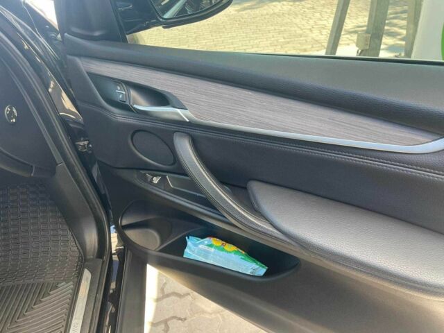 Чорний БМВ Х5 М, об'ємом двигуна 3 л та пробігом 217 тис. км за 35000 $, фото 6 на Automoto.ua