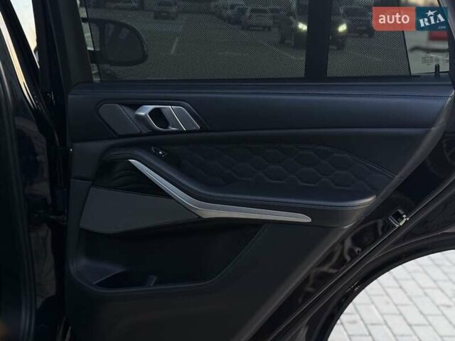 Черный БМВ Х5 М, объемом двигателя 4.4 л и пробегом 57 тыс. км за 110000 $, фото 50 на Automoto.ua