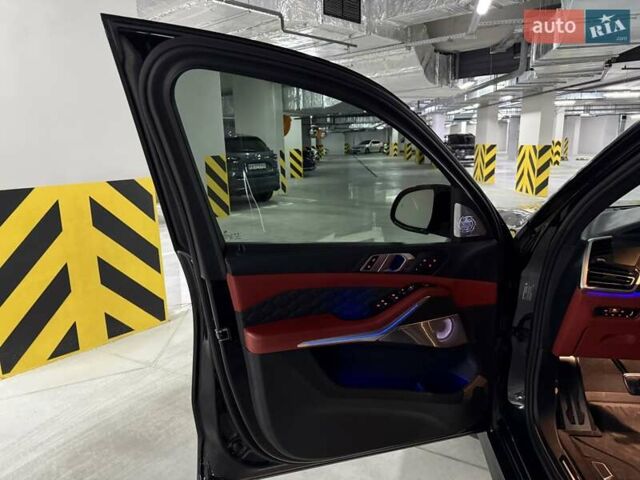 Черный БМВ Х5 М, объемом двигателя 4.39 л и пробегом 23 тыс. км за 99999 $, фото 20 на Automoto.ua