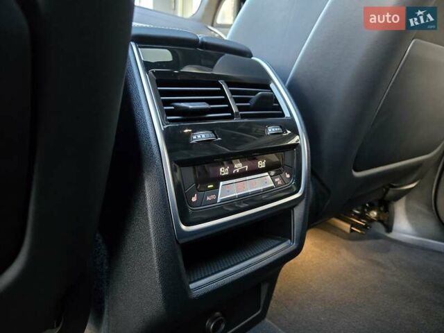 Чорний БМВ Х5 М, об'ємом двигуна 4.4 л та пробігом 69 тис. км за 107999 $, фото 16 на Automoto.ua