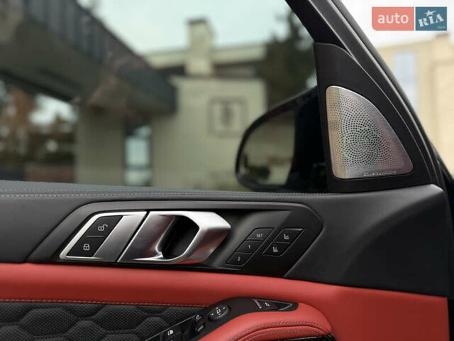 Черный БМВ Х5 М, объемом двигателя 4.39 л и пробегом 15 тыс. км за 168900 $, фото 46 на Automoto.ua