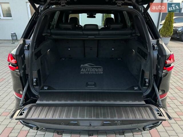 Черный БМВ Х5 М, объемом двигателя 3 л и пробегом 14 тыс. км за 114999 $, фото 49 на Automoto.ua