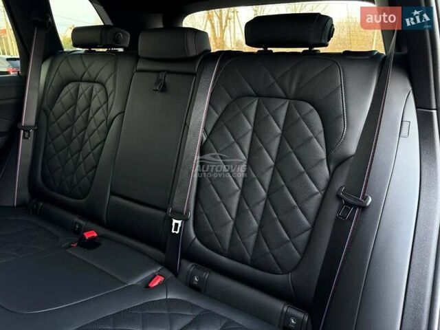 Черный БМВ Х5 М, объемом двигателя 3 л и пробегом 14 тыс. км за 114999 $, фото 41 на Automoto.ua