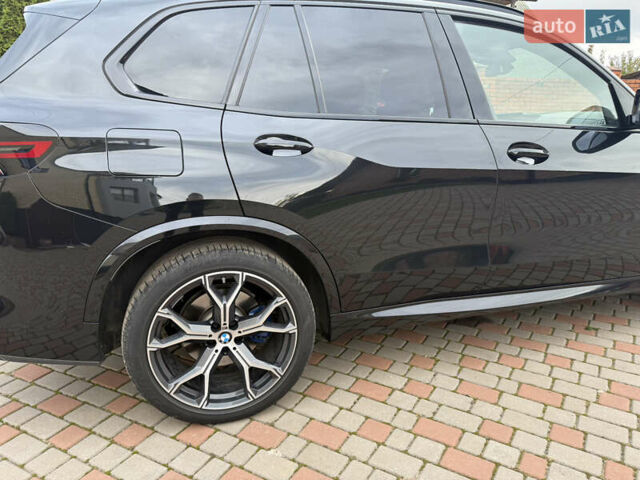 БМВ Х5 М 2023 в Луцке на Automoto.ua Черный БМВ Х5 М, объемом двигателя 3 л и пробегом 74 тыс. км за 90000 $, фото 7 на Automoto.ua