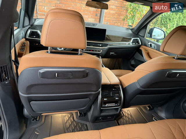 БМВ Х5 М 2023 в Луцке на Automoto.ua Черный БМВ Х5 М, объемом двигателя 3 л и пробегом 74 тыс. км за 90000 $, фото 14 на Automoto.ua