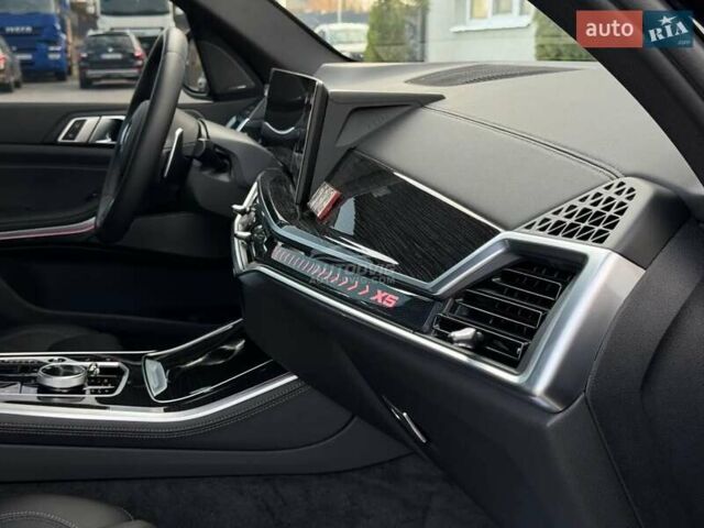 Черный БМВ Х5 М, объемом двигателя 3 л и пробегом 14 тыс. км за 114999 $, фото 68 на Automoto.ua