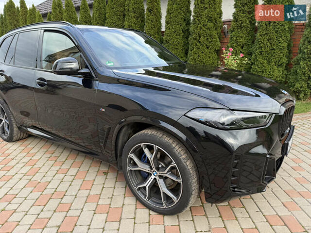 БМВ Х5 М 2023 в Луцке на Automoto.ua Черный БМВ Х5 М, объемом двигателя 3 л и пробегом 74 тыс. км за 90000 $, фото 1 на Automoto.ua