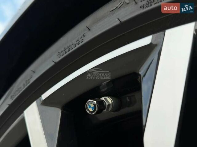 Черный БМВ Х5 М, объемом двигателя 3 л и пробегом 14 тыс. км за 114999 $, фото 38 на Automoto.ua