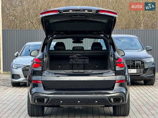 Черный БМВ Х5 М, объемом двигателя 3 л и пробегом 14 тыс. км за 114999 $, фото 47 на Automoto.ua