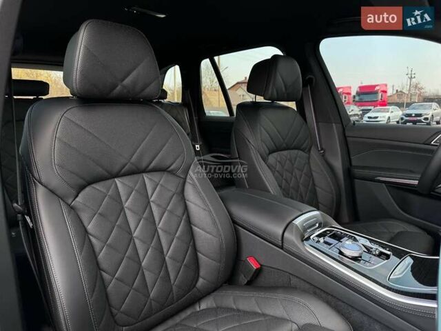 Черный БМВ Х5 М, объемом двигателя 3 л и пробегом 14 тыс. км за 114999 $, фото 64 на Automoto.ua