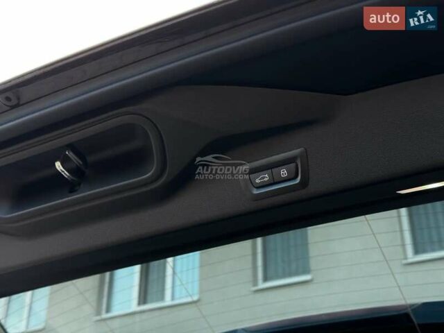 Черный БМВ Х5 М, объемом двигателя 3 л и пробегом 14 тыс. км за 114999 $, фото 54 на Automoto.ua