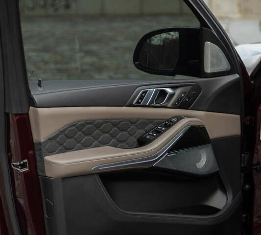 БМВ Х5 М, объемом двигателя 4.39 л и пробегом 38 тыс. км за 130000 $, фото 58 на Automoto.ua