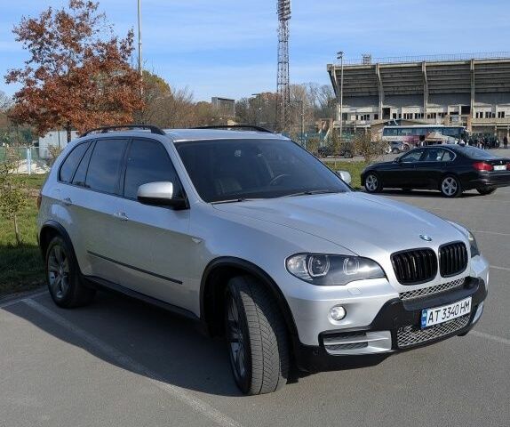 Серый БМВ Х5 М, объемом двигателя 3 л и пробегом 310 тыс. км за 14100 $, фото 12 на Automoto.ua