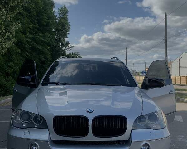 Серый БМВ Х5 М, объемом двигателя 4.39 л и пробегом 275 тыс. км за 14200 $, фото 2 на Automoto.ua