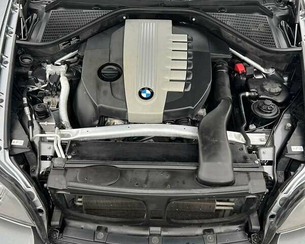 Сірий БМВ Х5 М, об'ємом двигуна 0 л та пробігом 227 тис. км за 16777 $, фото 9 на Automoto.ua