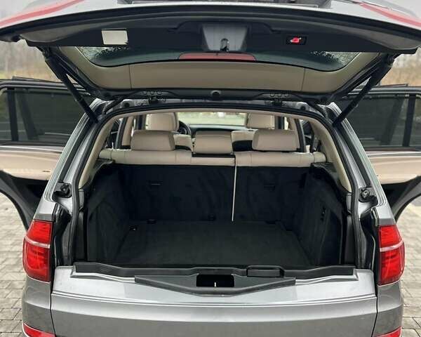 Сірий БМВ Х5 М, об'ємом двигуна 0 л та пробігом 227 тис. км за 16777 $, фото 27 на Automoto.ua